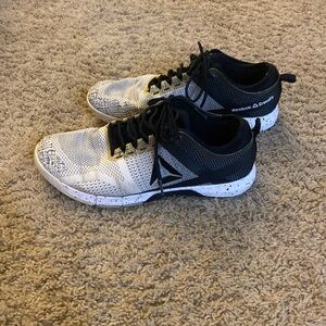 Reebok CrossFit Black and White Tennis Shoes. Woman’s Size 9.5. Great condition